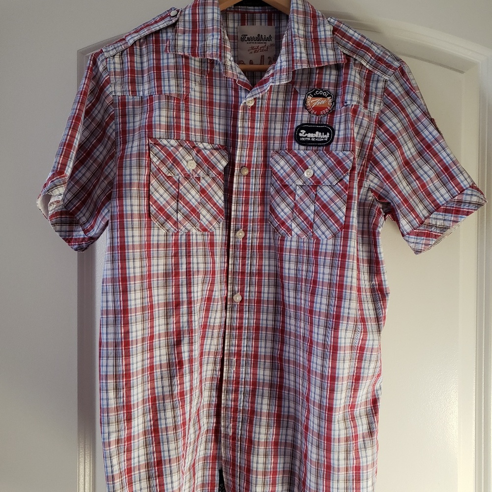FREE SHIRT BRAND Men's Medium